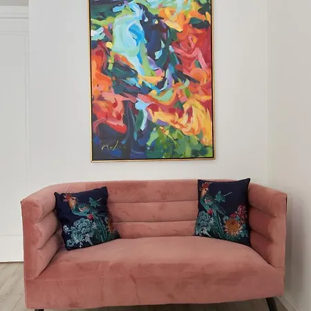 Апартаменты Luxury Oldtown Free Parking